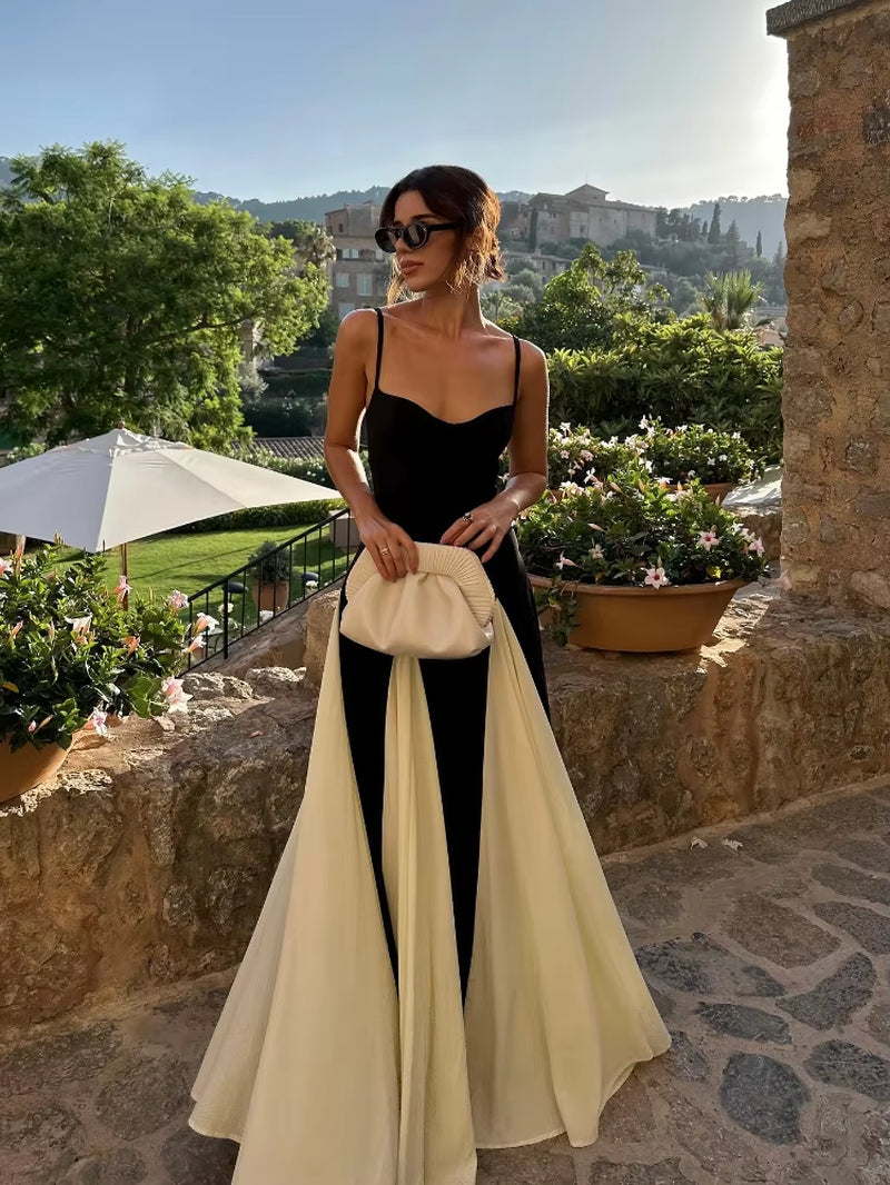 Graceful Allure: Elegant Pleated Backless Sleeveless Maxi Dress